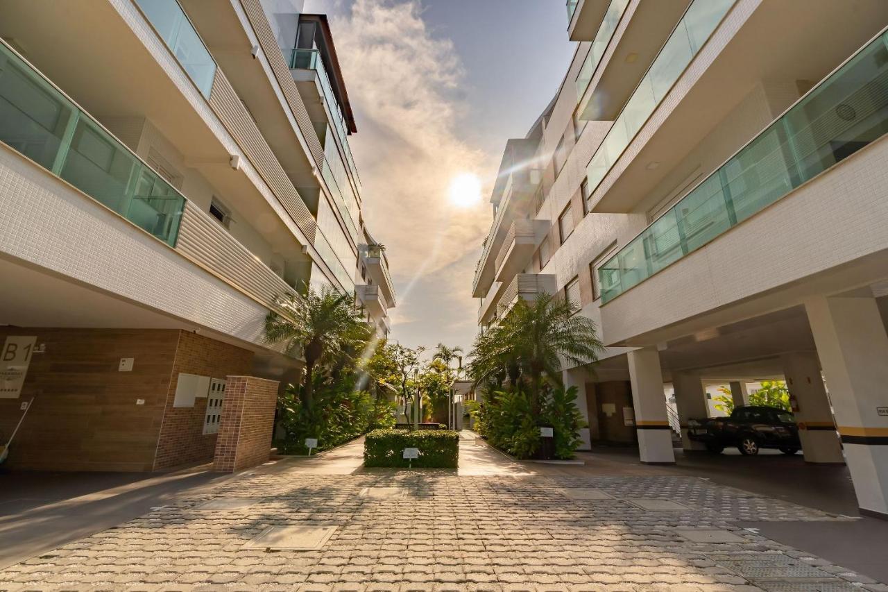 Varandas Do Atlantico - Aconchegante Apartamento Em Condo Pe Na Areia Bombinhas Kültér fotó